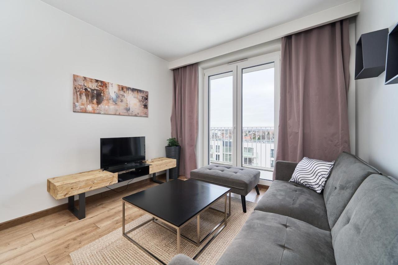 Tawryczewskiego By Renters